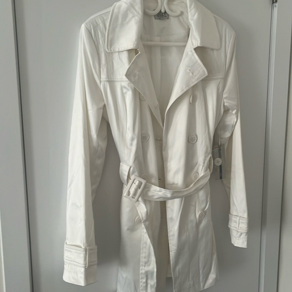 Coat - Picture 1 of 1